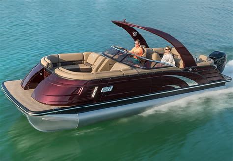 Luxury Pontoons & Tritoon Boats by Bennington